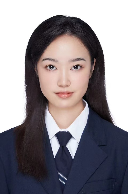 LONG Xinyue